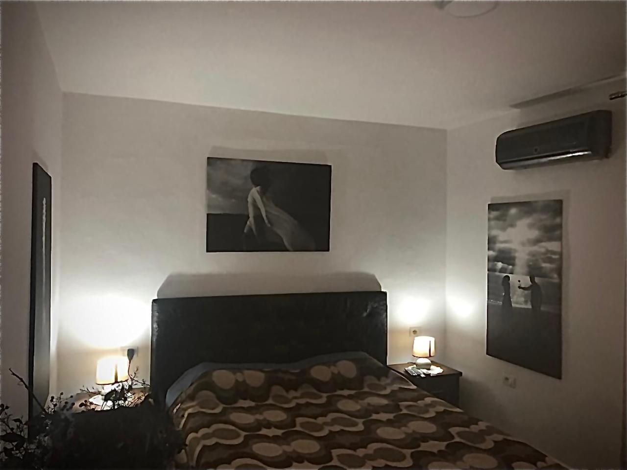 Cozzy Cottage, In Center Of Tirana ティラナ エクステリア 写真